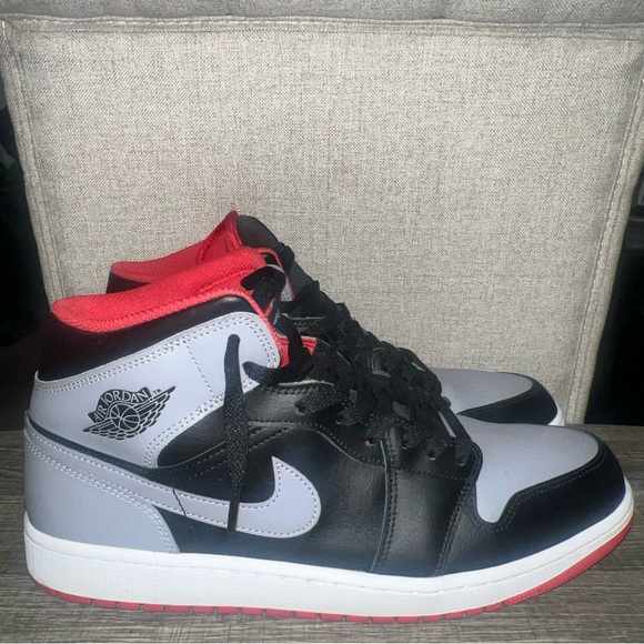 Jordan Other - Men’s Size 12 Air Jordan 1 Mid 'Bred Shadow' WORN ONCE